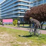 Al-Dom Apartament Seaside Z Bocznym Widokiem Na Morze I Miejscem W Hali Garazowej